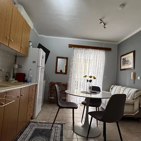 Apartman το φιλόξενο σπιτάκι! - The Friendly Nest ! *