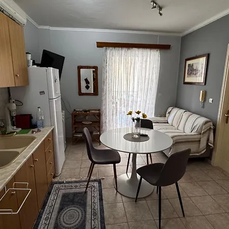 Το Φιλόξενο Σπιτάκι! - The Friendly Nest ! 3* Паралион-Астрос