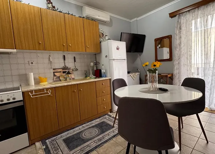 το φιλόξενο σπιτάκι! - The Friendly Nest ! Parálion Ástros