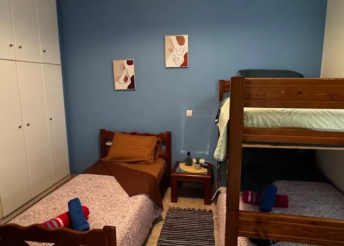 το φιλόξενο σπιτάκι! - The Friendly Nest ! *