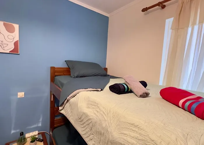 το φιλόξενο σπιτάκι! - The Friendly Nest !